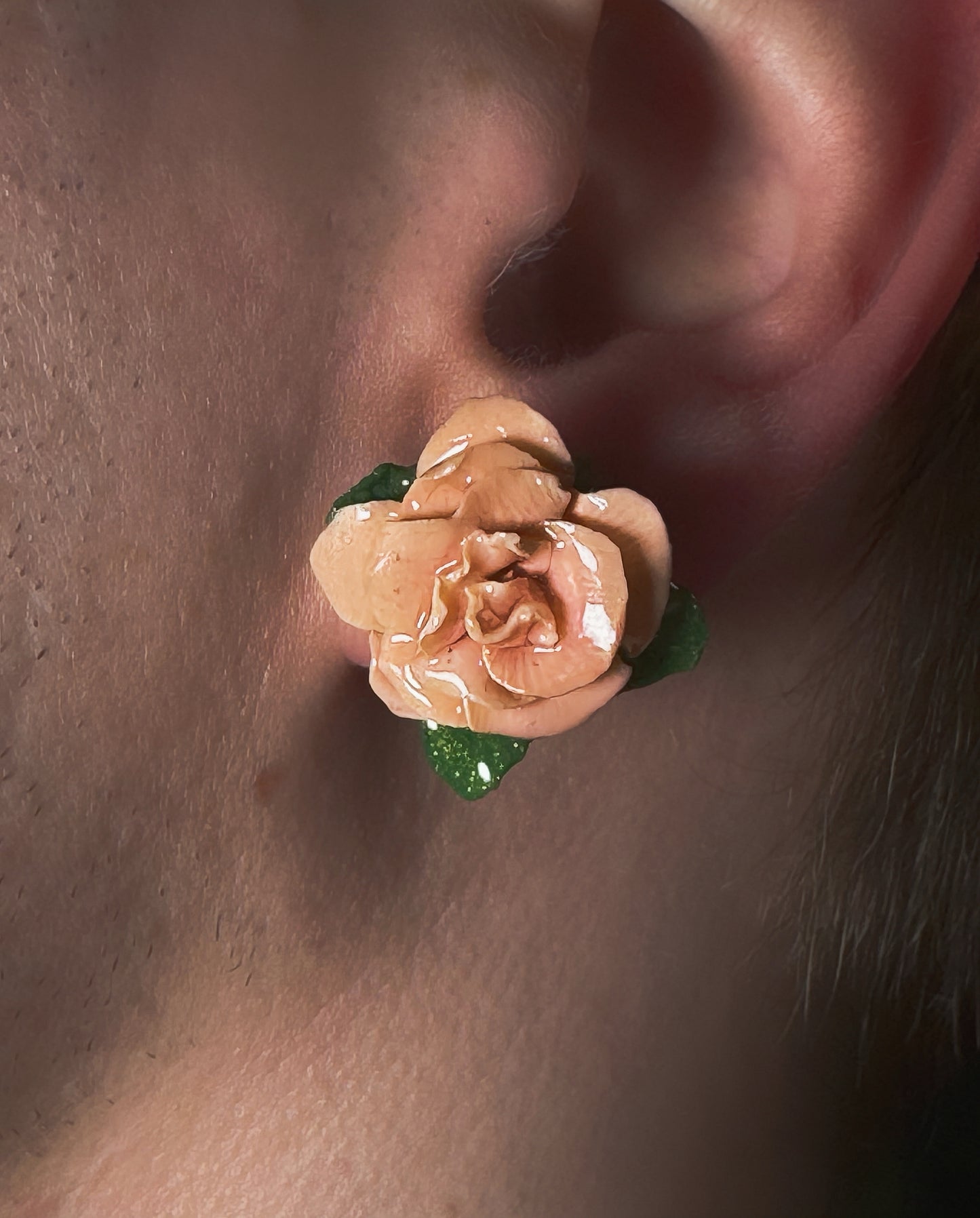 Apricot Camellia — Ohrringe