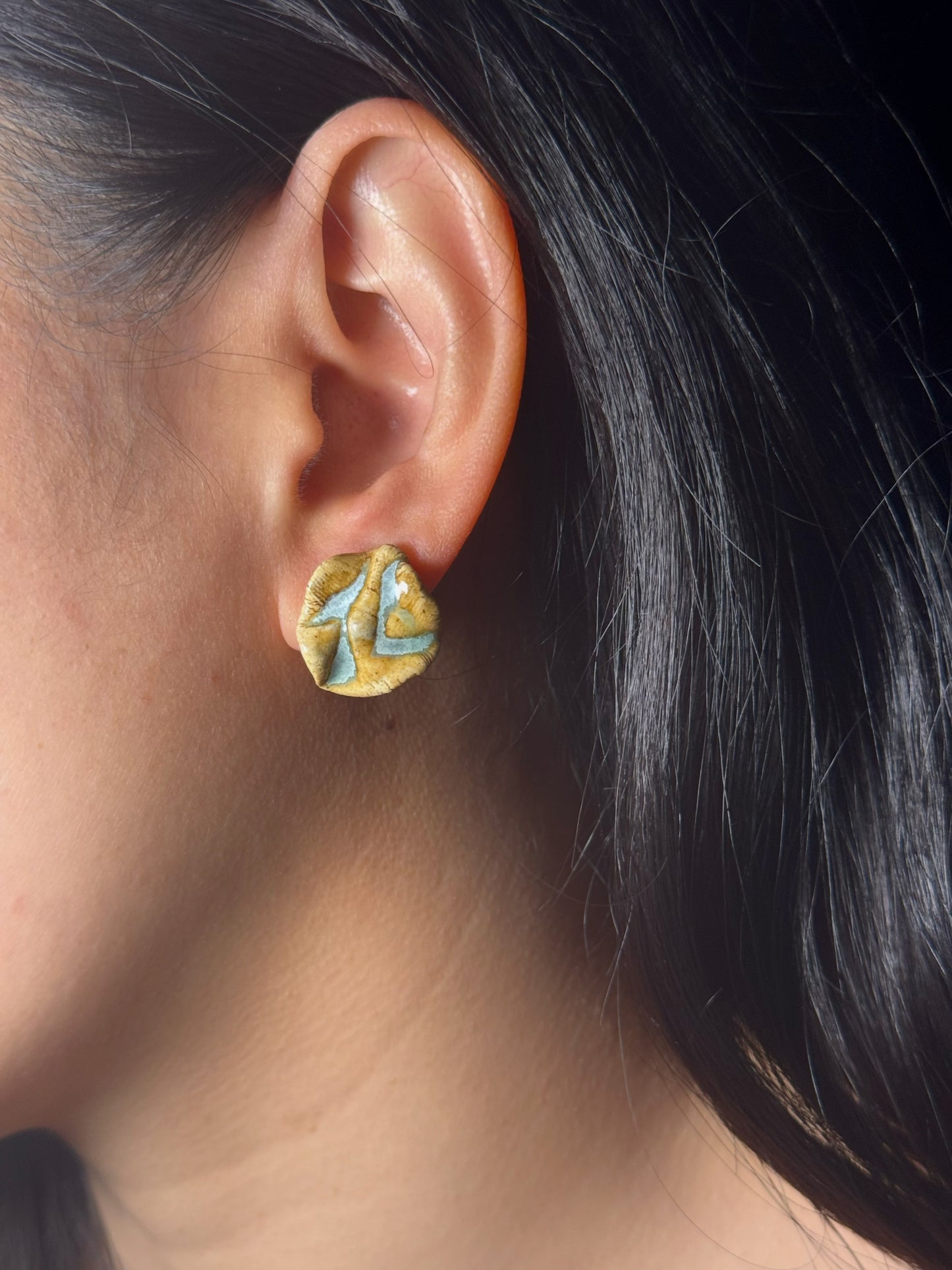 ORGANIC FORM – “Folded Earth Vein“