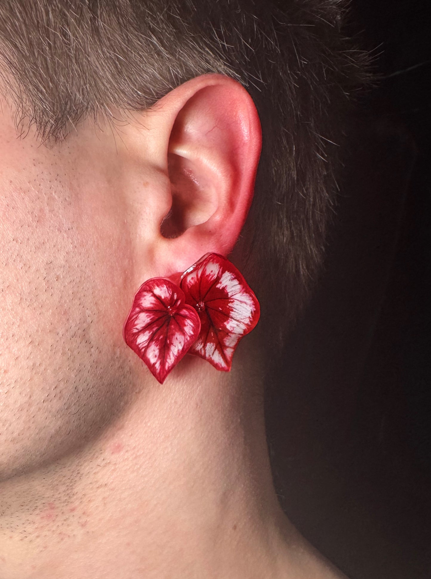 Begonia „ Tambourine “ - Earring